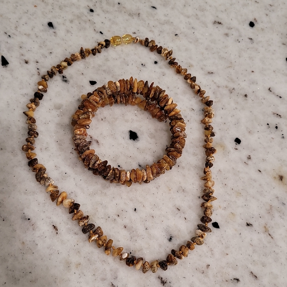 Natural Baltic Amber Beaded Necklace and Bracelet Set